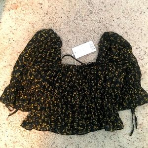 Saint Genies floral top